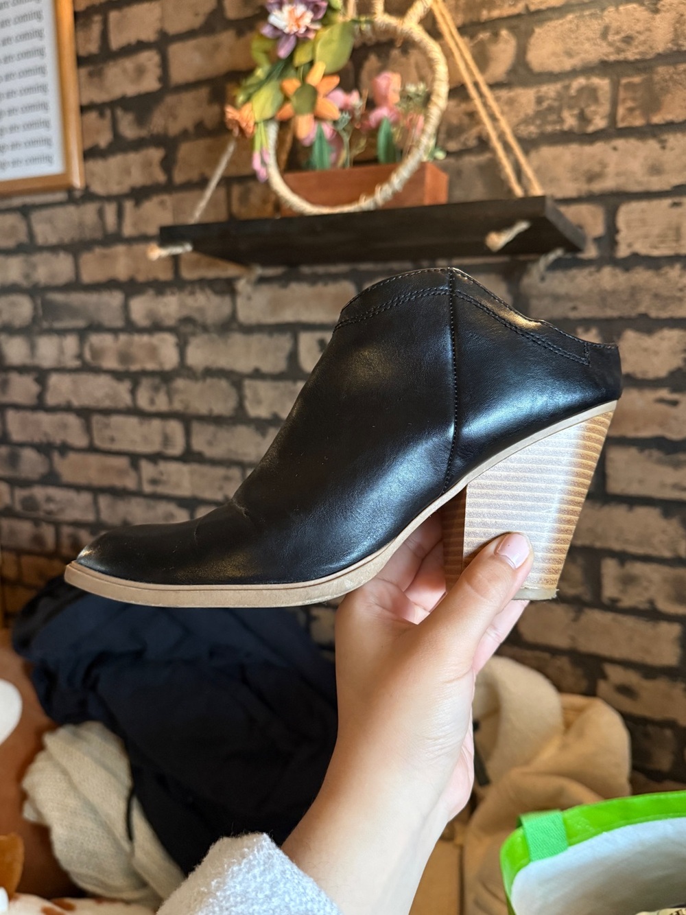 Dolce Vita for Target Black Faux Leather Heeled Mules Almond Toe Size 8.5